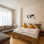 Bright Ruterra Apartment In The Heart Of Prague